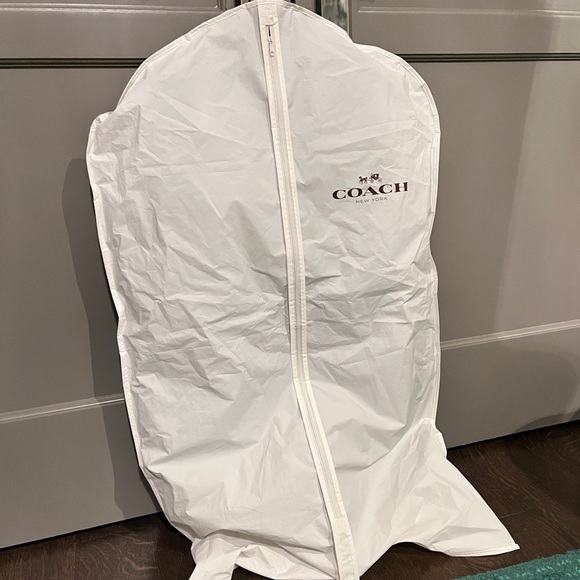 Coach coat - Picture 3 of 3